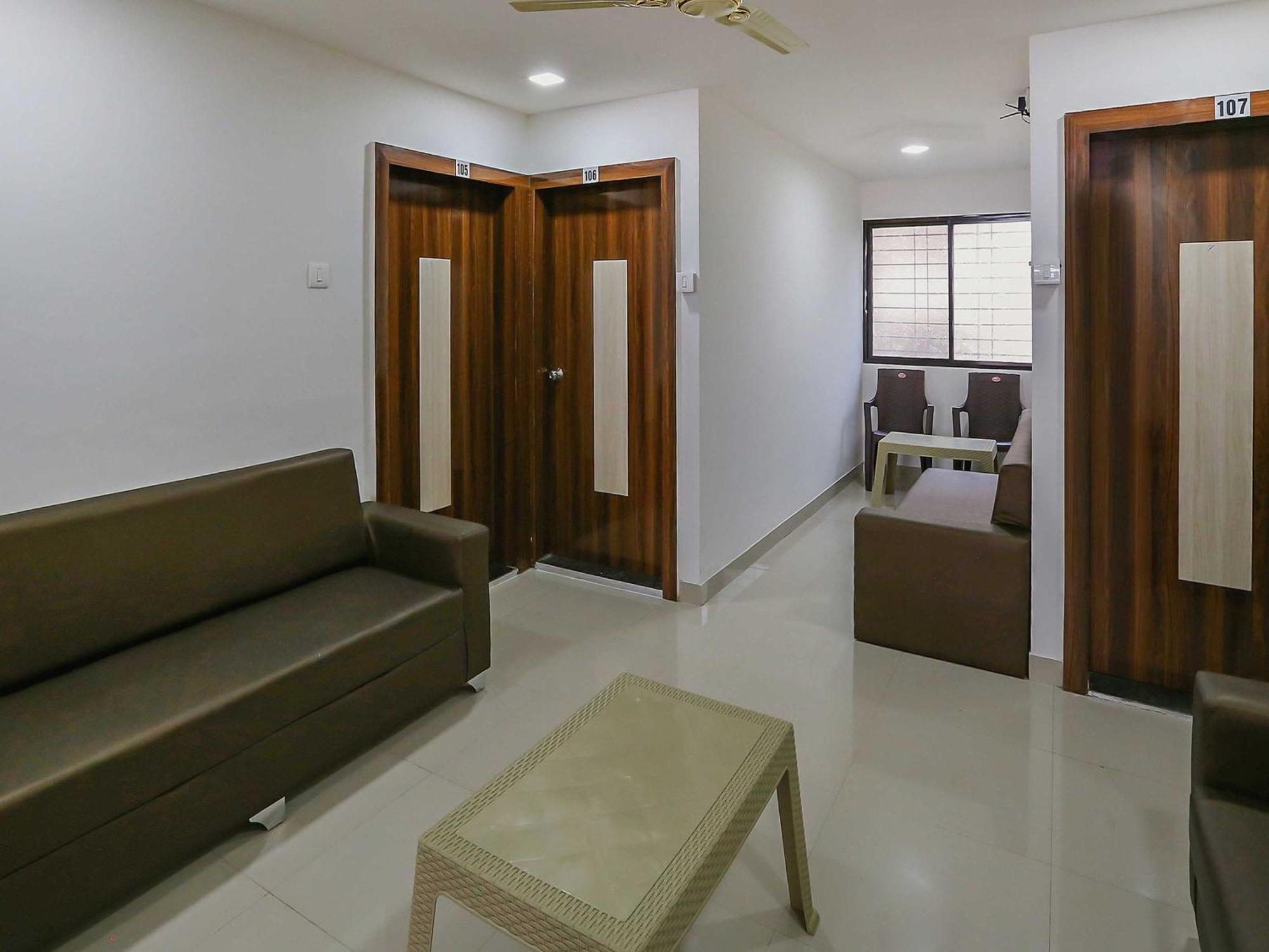 Hotel O Pingara Executive Phursungi Luaran gambar
