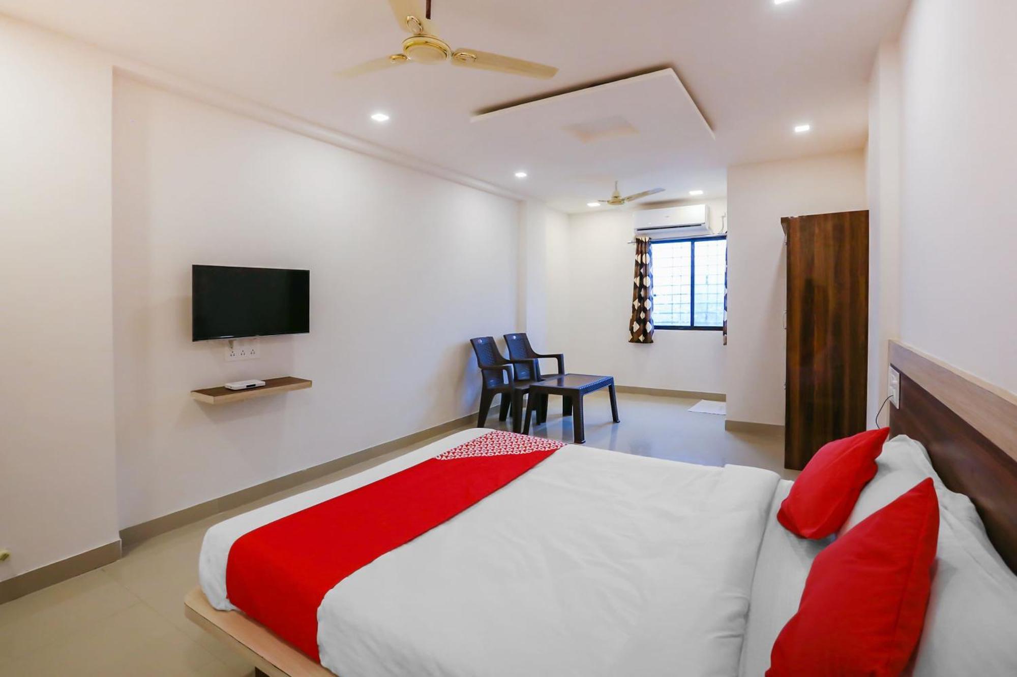 Hotel O Pingara Executive Phursungi Luaran gambar