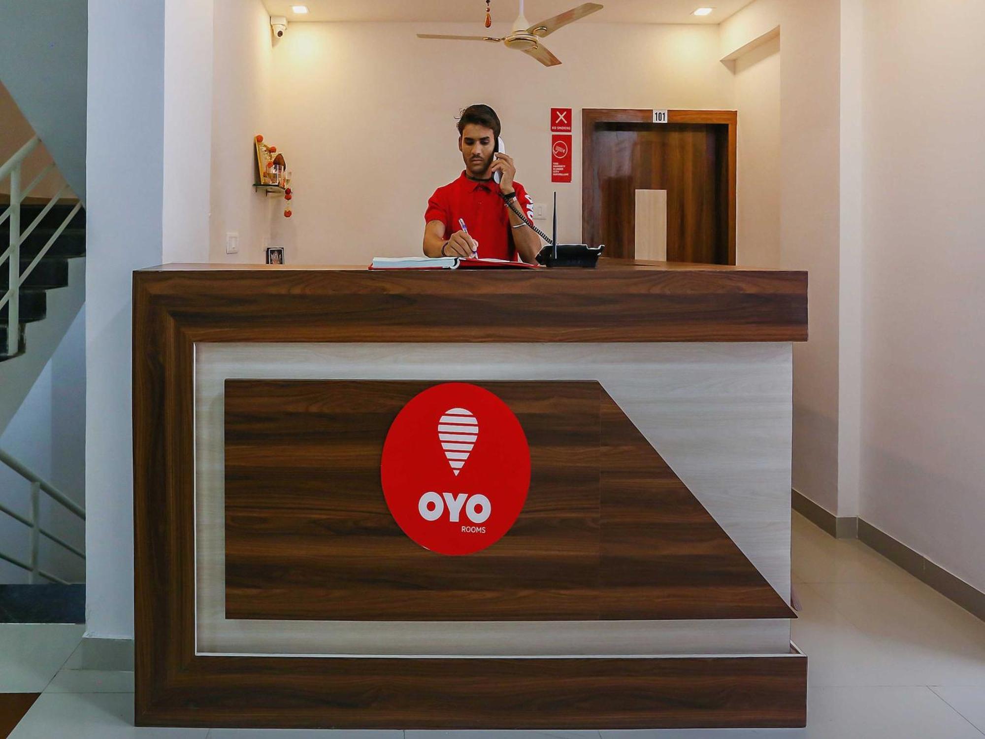 Hotel O Pingara Executive Phursungi Luaran gambar
