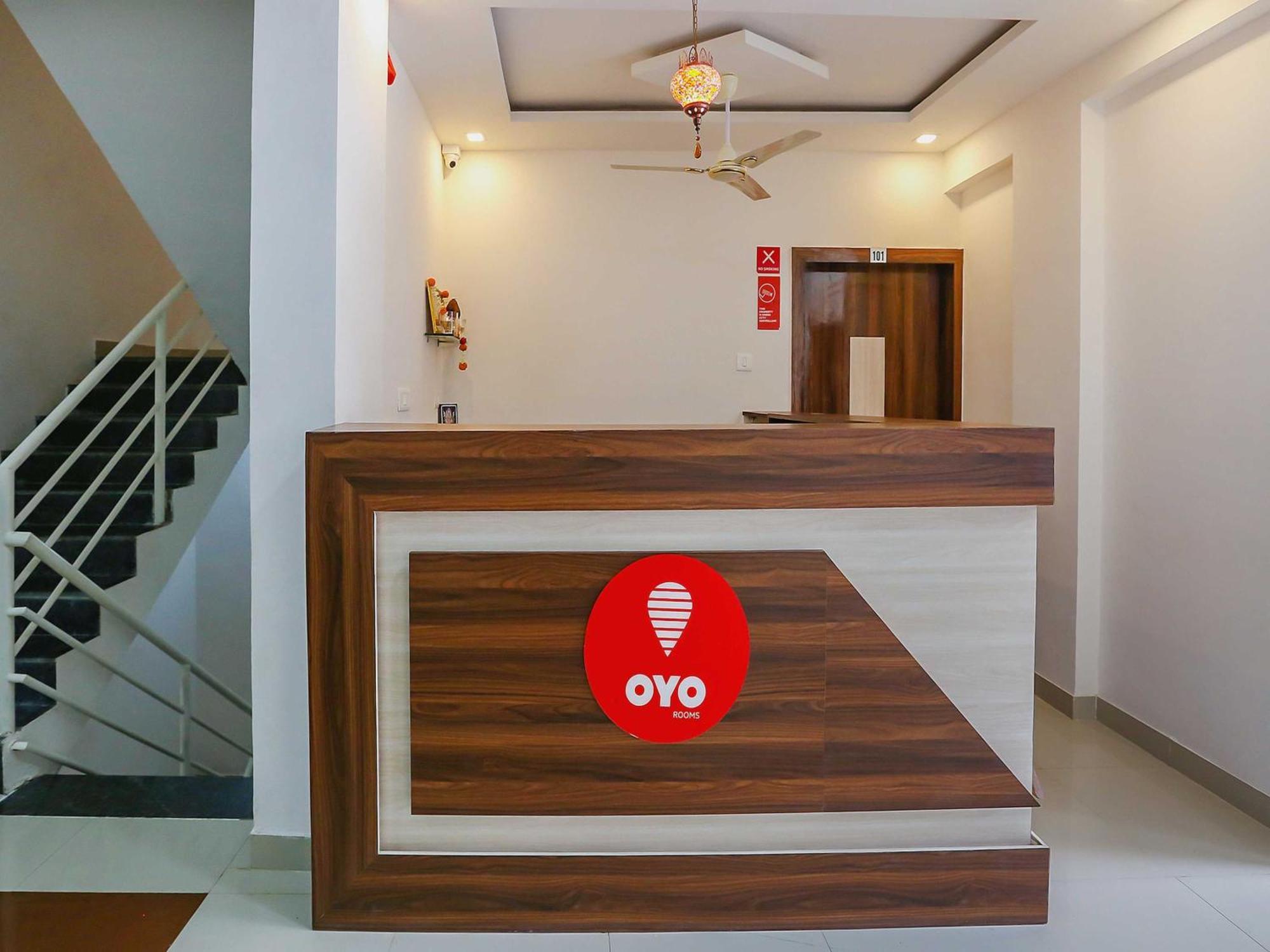 Hotel O Pingara Executive Phursungi Luaran gambar